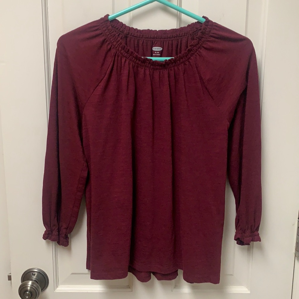 💥 $5 if bundled XL (14) Burgundy Long Sleeve Tee elastic detail at neck & wrist